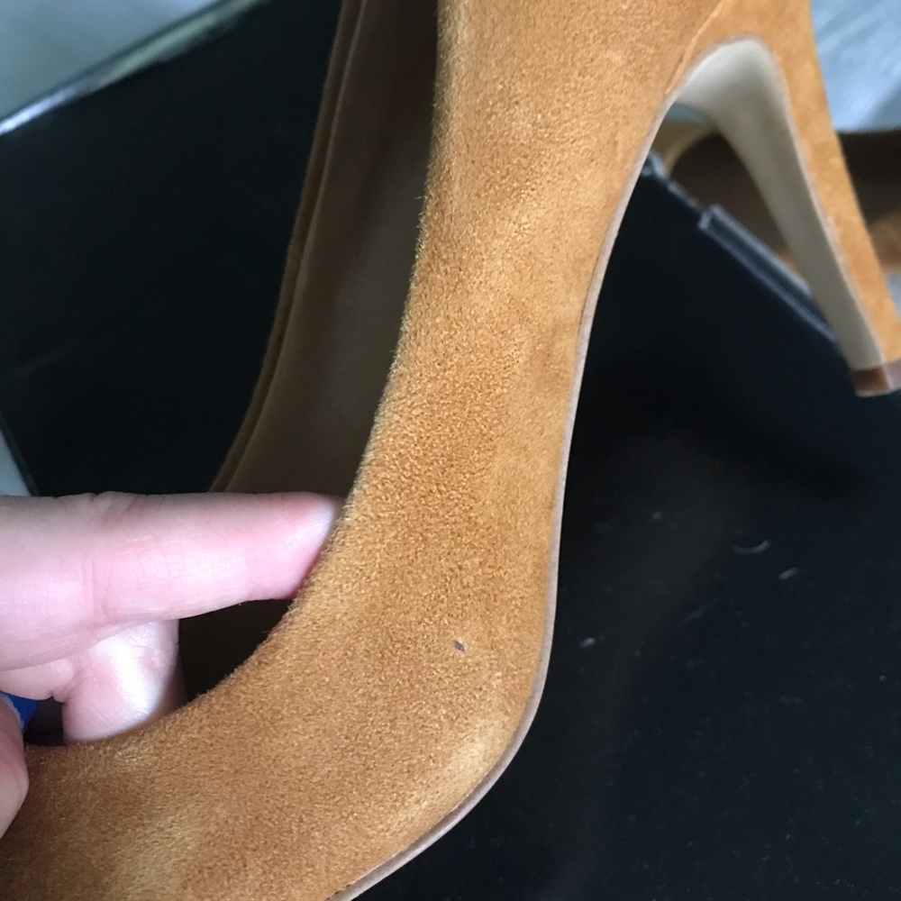 J Crew Isabelle Suede Pumps-Excellent Condition - Picture 7 of 8